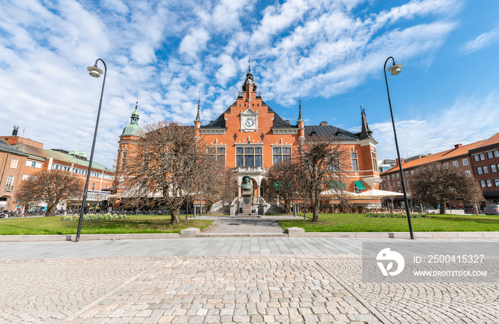 Umeå Town Hall, the main facade facing south, the bust of Umeås founder, Gustav II Adolf is located