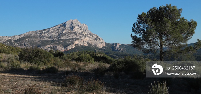 montagne Sainte Victoire, 13