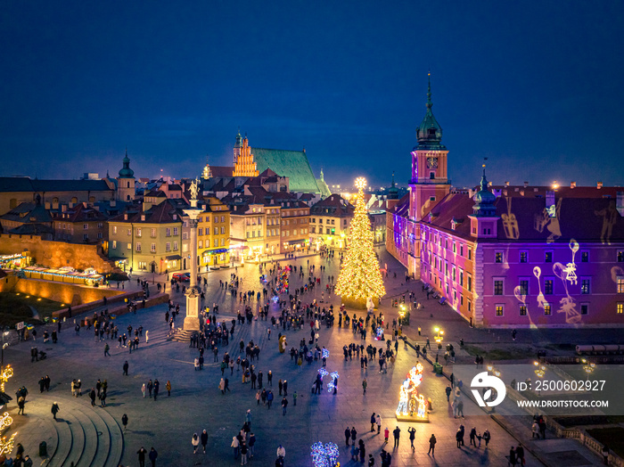 Warszawa - Choinka na placu Zamkowym