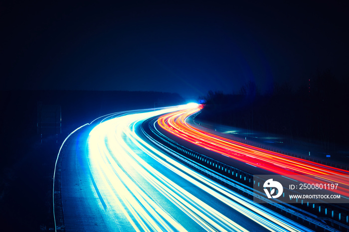 Langzeitbelichtung - Autobahn - Strasse - Traffic - Travel - Background - Line - Ecology - Highway  - Light Trails - Datenautobahn - Speeding - German - Long Exposure - High quality photo