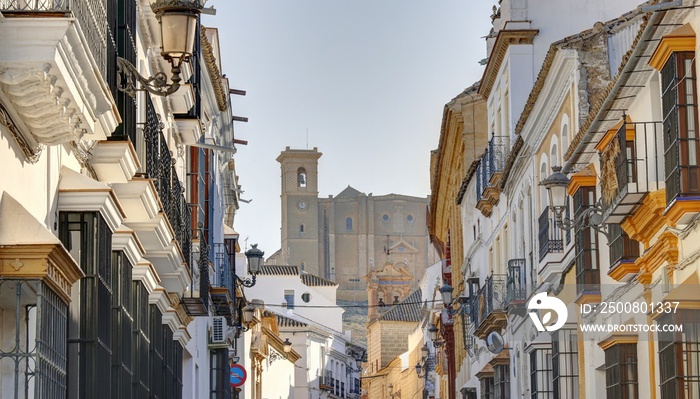 vue des rues de la ville d’Osuna près de Séville en Andalousie