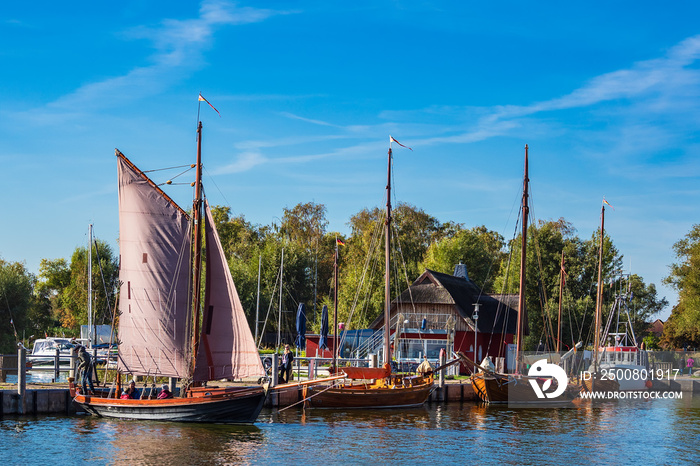 Hafen auf dem Fischland-Darß in Dierhagen