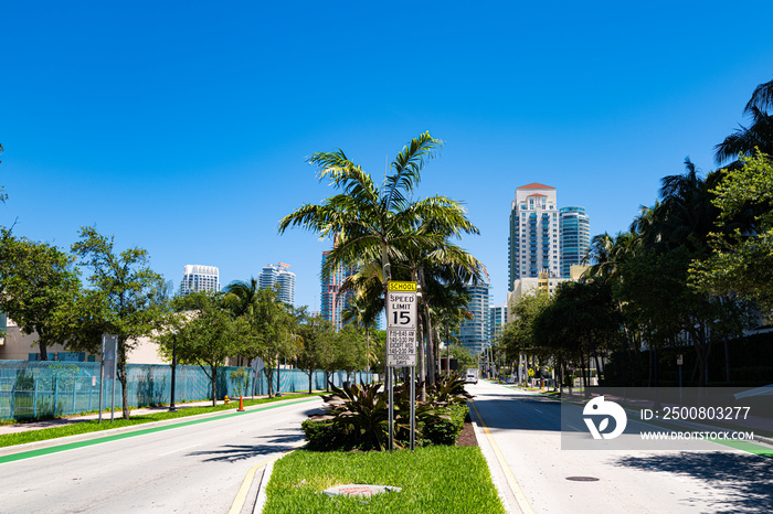 Speed limit on Miami Beach roads. School limits.