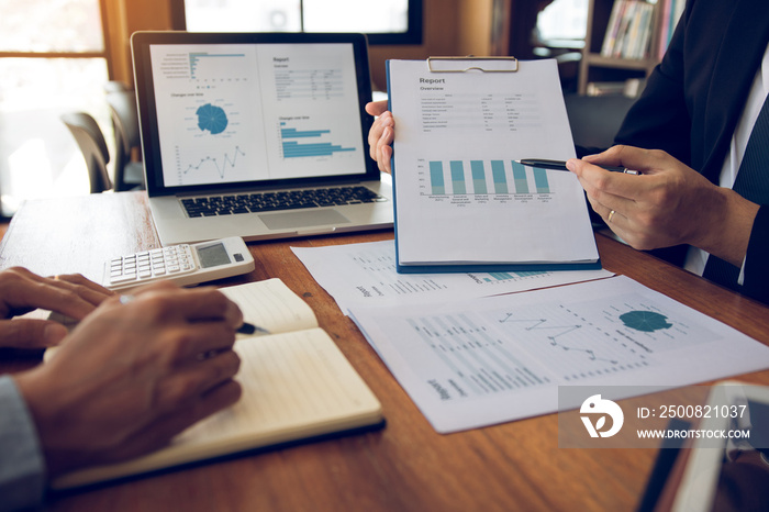 Colleagues are stress talking about the finance results report and compared with the financial information on the paperwork with analysis about planning in the future.