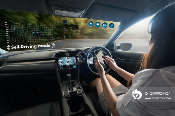 autonomous driving car and digital speedometer technology image visual