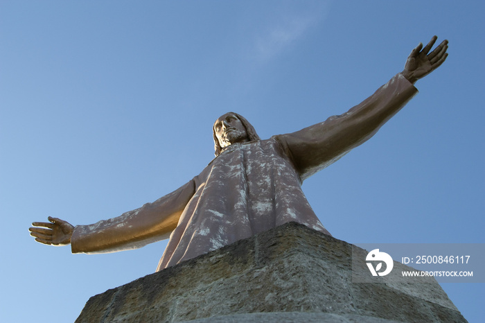 statue of jesus christ