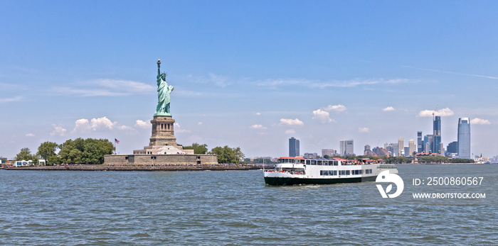 Impression of the Statue of Liberty in New York