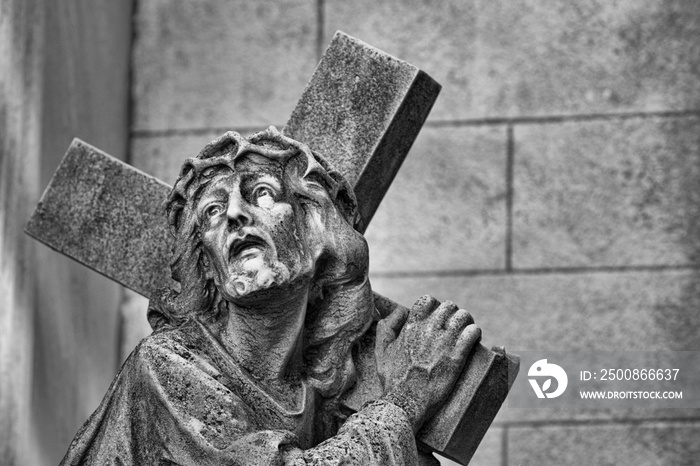 Statue of Jesus carrying the cross