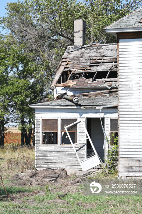 Abandoned Farmhouse