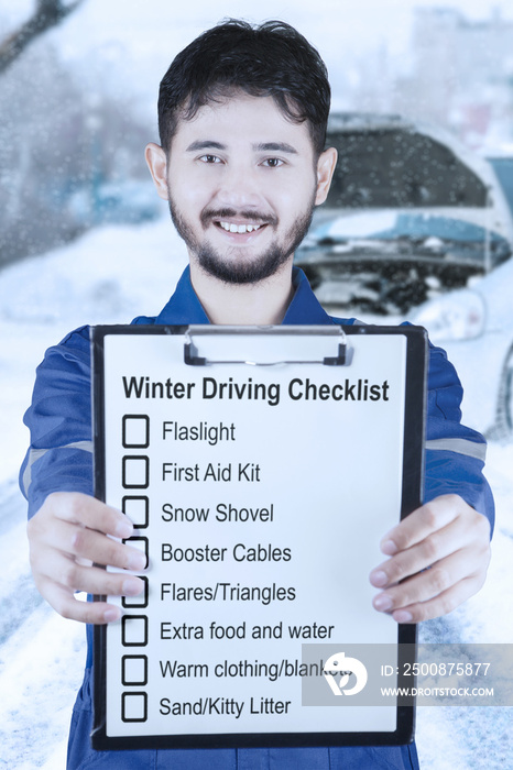 Mechanic shows winter driving tips