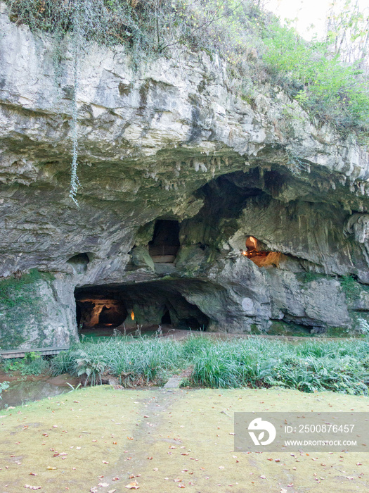 Cuevas de Sare, France.