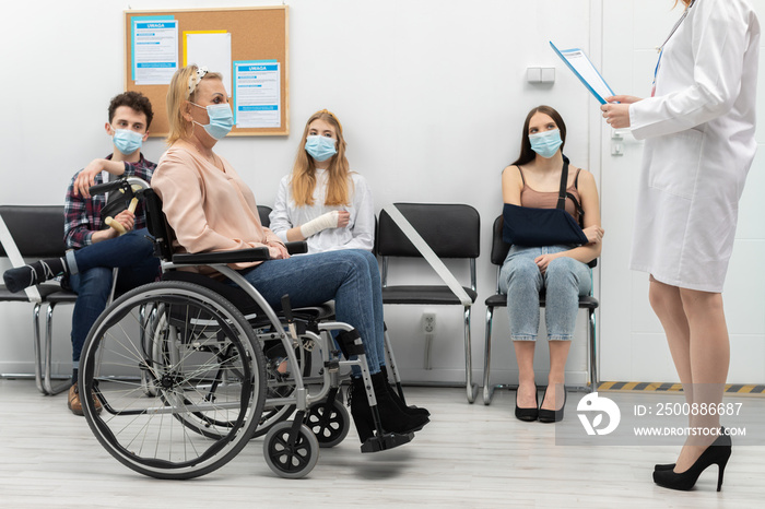 The doctor reads out the next person from the queue and invites you to join her in the doctor’s office. A protective mask over the mouth and nose