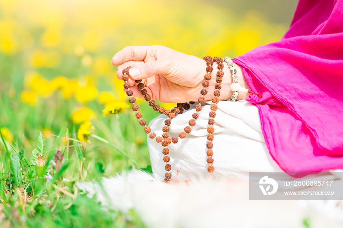 Use of Mala with mantras during a yoga practice