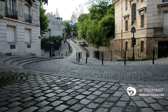 Paris - Montmartre Place Dalida