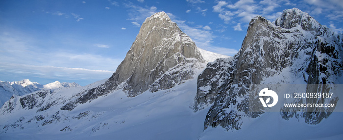 The Bugaboo Spires Mountains, a mountain range in the Purcell Mountains, Bugaboo Provincial Park, Britisch Columbia