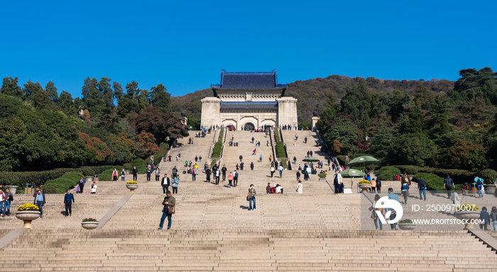 南京中山陵祭堂