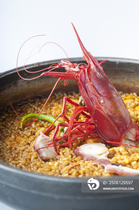 Arroz meloso de carabinero y calamar.