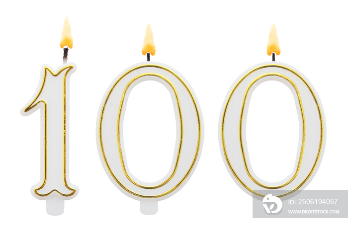 燃烧的生日蜡烛隔离在白色背景上，数字100