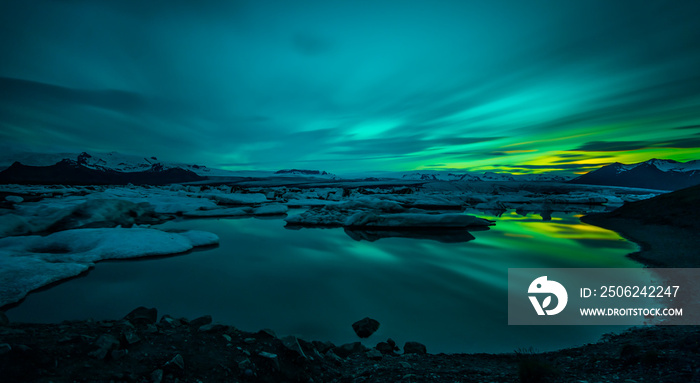 Jökulsárlón - Bucht mit Eisbergen - Gletscher