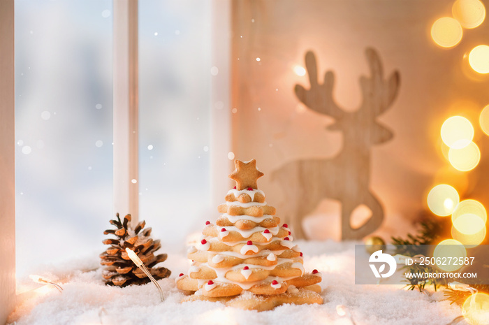 饼干树和圣诞装饰品