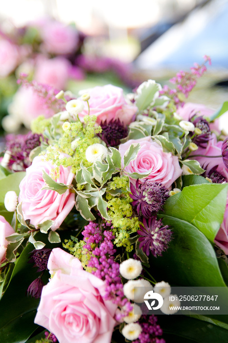 Hochzeit Auto Blumenschmuck