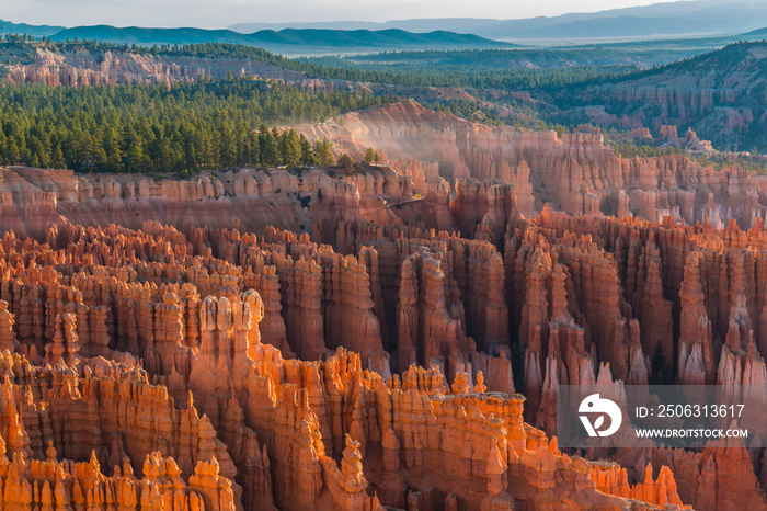 灵感点无声城市的Hoodoos，美国犹他州布莱斯峡谷国家公园