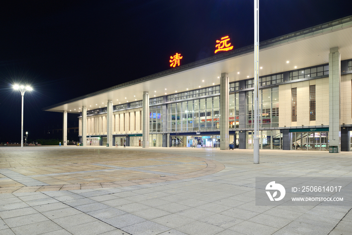 广东省清远市火车站夜景