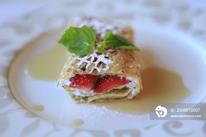 Strawberry mille feuille