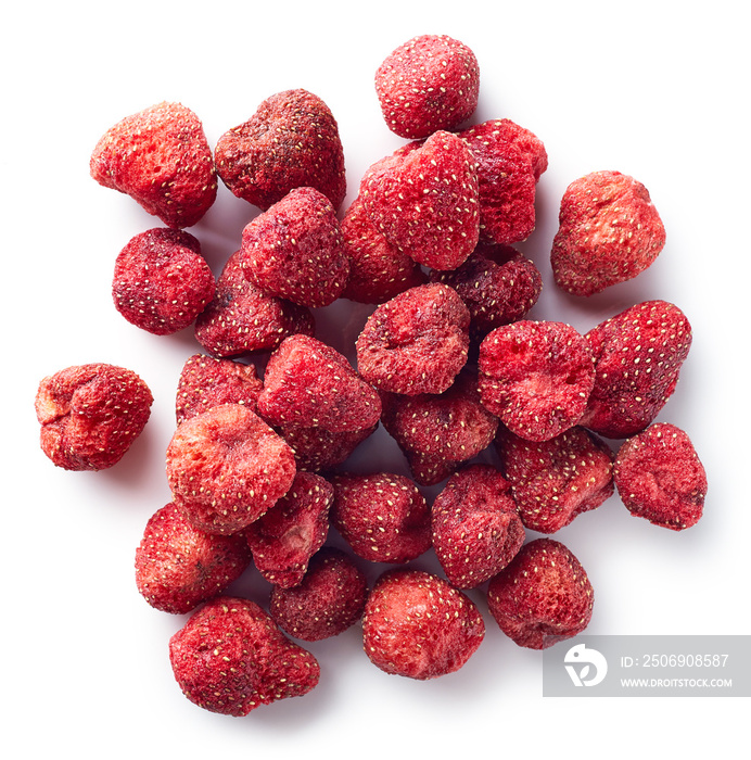 一堆冻干草莓