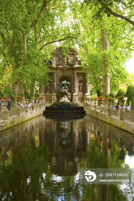 Fountain at Luxembourg garden in Paris, France