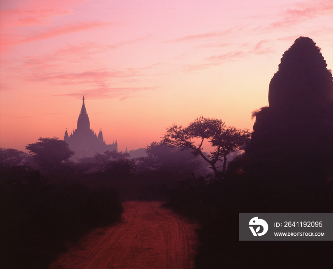 Ananda Temple at dawn, Bagan Myanmar Burma 