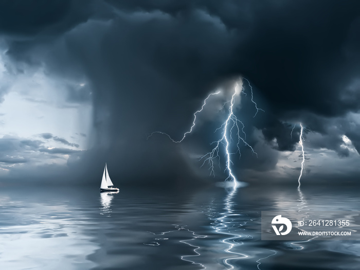 海上雷雨与游艇