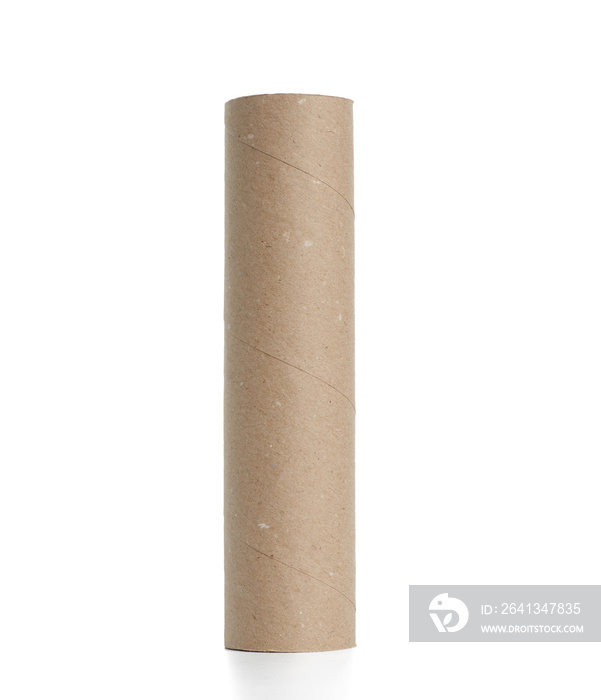 一卷厨房毛巾上的棕色纸巾，白色背景上隔离的物体