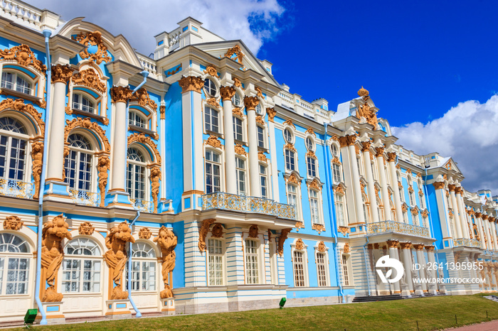 Catherine Palace is a Rococo palace located in the town of Tsarskoye Selo (Pushkin), 30 km south of 