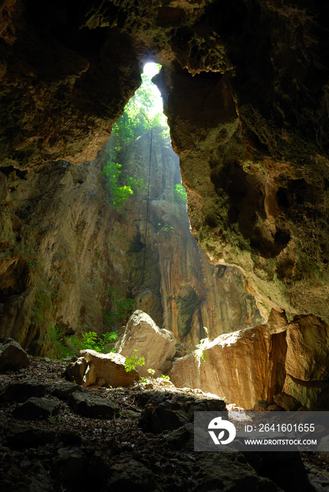泰国——Phayanakorn洞穴