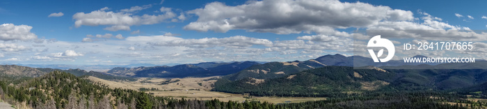 海伦娜附近Beaverhead Deerlodge国家森林景观