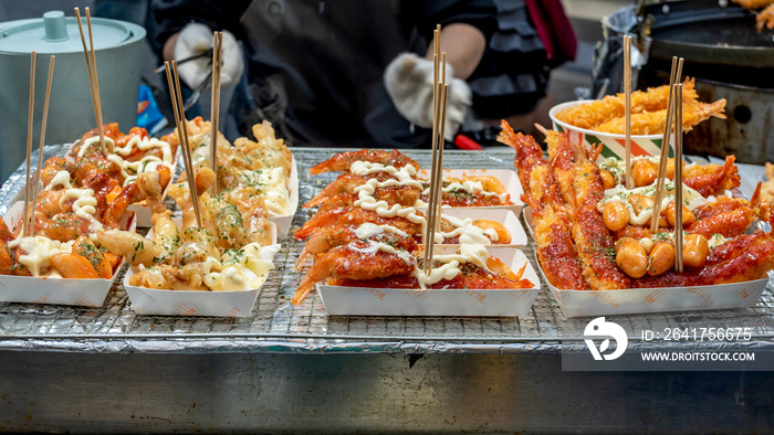 Street foods at Seoul, Korea: Korean Fried Chicken (Yangnyeom Tongdak)