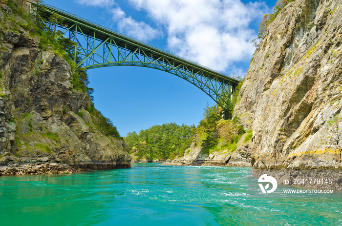 The Deception Pass Bridge bridge connecting Whidbey Island to Fidalgo Island in the U.S. state of Wa