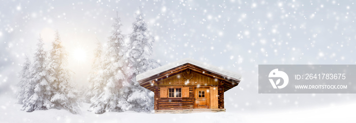 Schihütte im Schnee