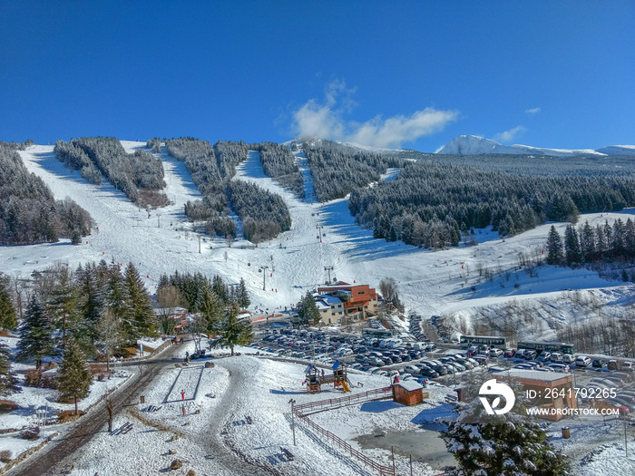 Auvergne Rhône Alpes - Villard de Lans en hiver sous le soleil