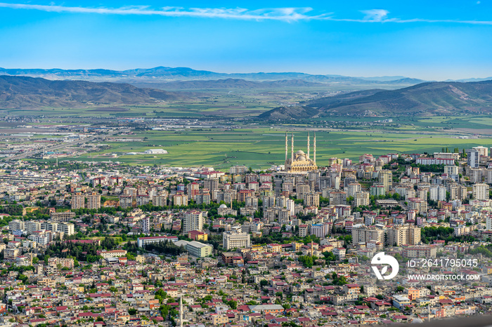 Kahramanmaras城市的景色，春天，高分辨率和高质量