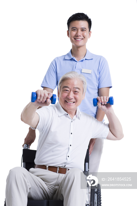 男护工帮助老人锻炼