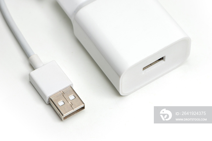 White USB-Lightning mobile charging cable