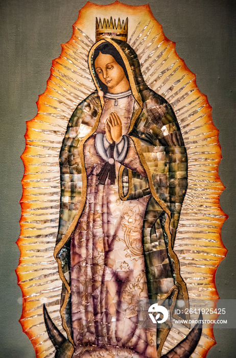 瓜达卢佩圣母在别墅大教堂担任墨西哥赞助人