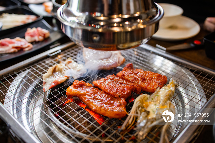 餐厅烧烤猪肉牛肉韩国烤肉