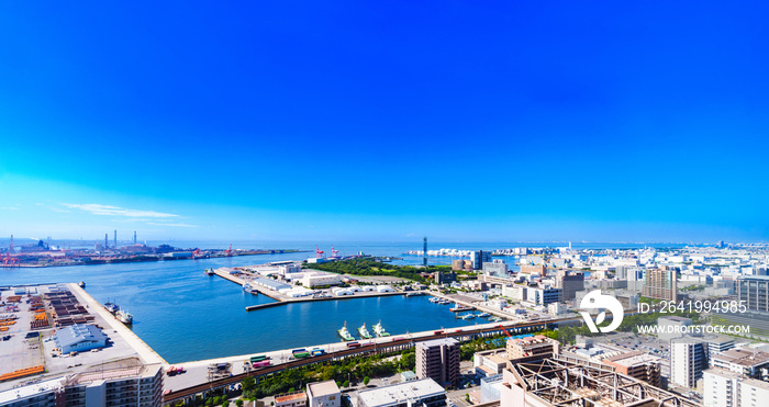 千葉港　千葉市　臨海部　東京湾　【 東京 の 街並み を 遠景 に望む 】