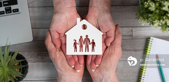 家庭和房屋保险的概念