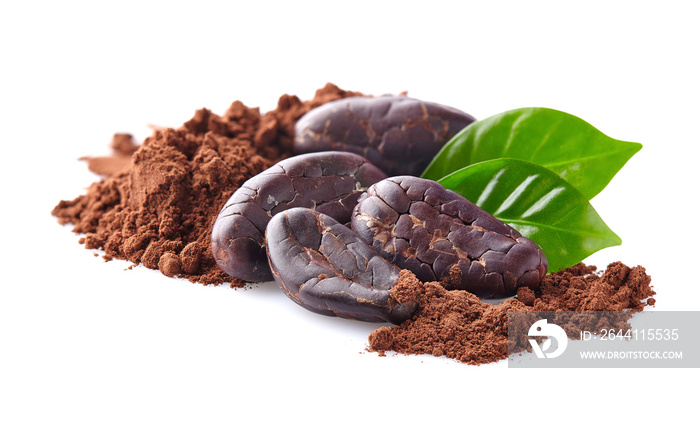 Cacao beans with powder