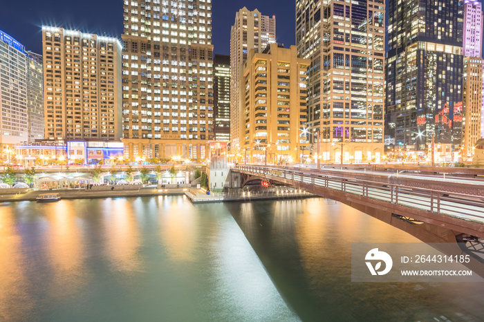 Picturesque riverside Chicago skylines at blue hour along Dearborn Street