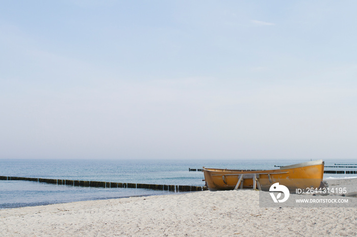 Boot am Strand